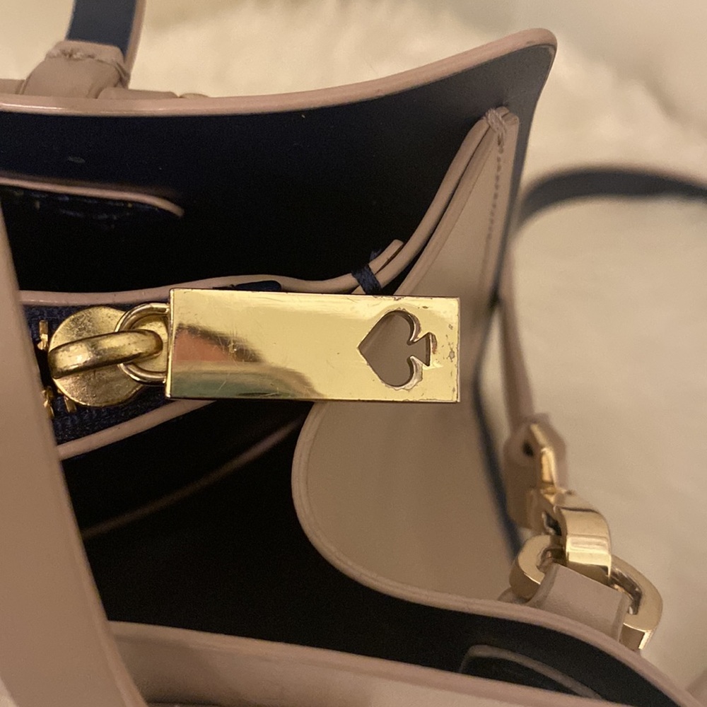 Kate Spade Xbody ♠️ - Picture 14 of 15